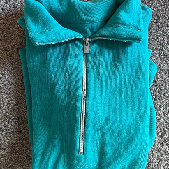 Tommy Bahama Sweater 🌴 - Picture 4 of 4